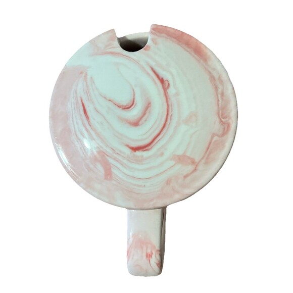 Pink Swirl Ceramic Mug, says “MRS” With Cover And Gold trim, Wifey - Picture 5 of 16